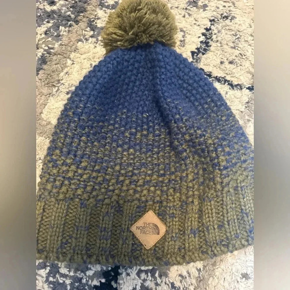 North Face Hat - Picture 1 of 3